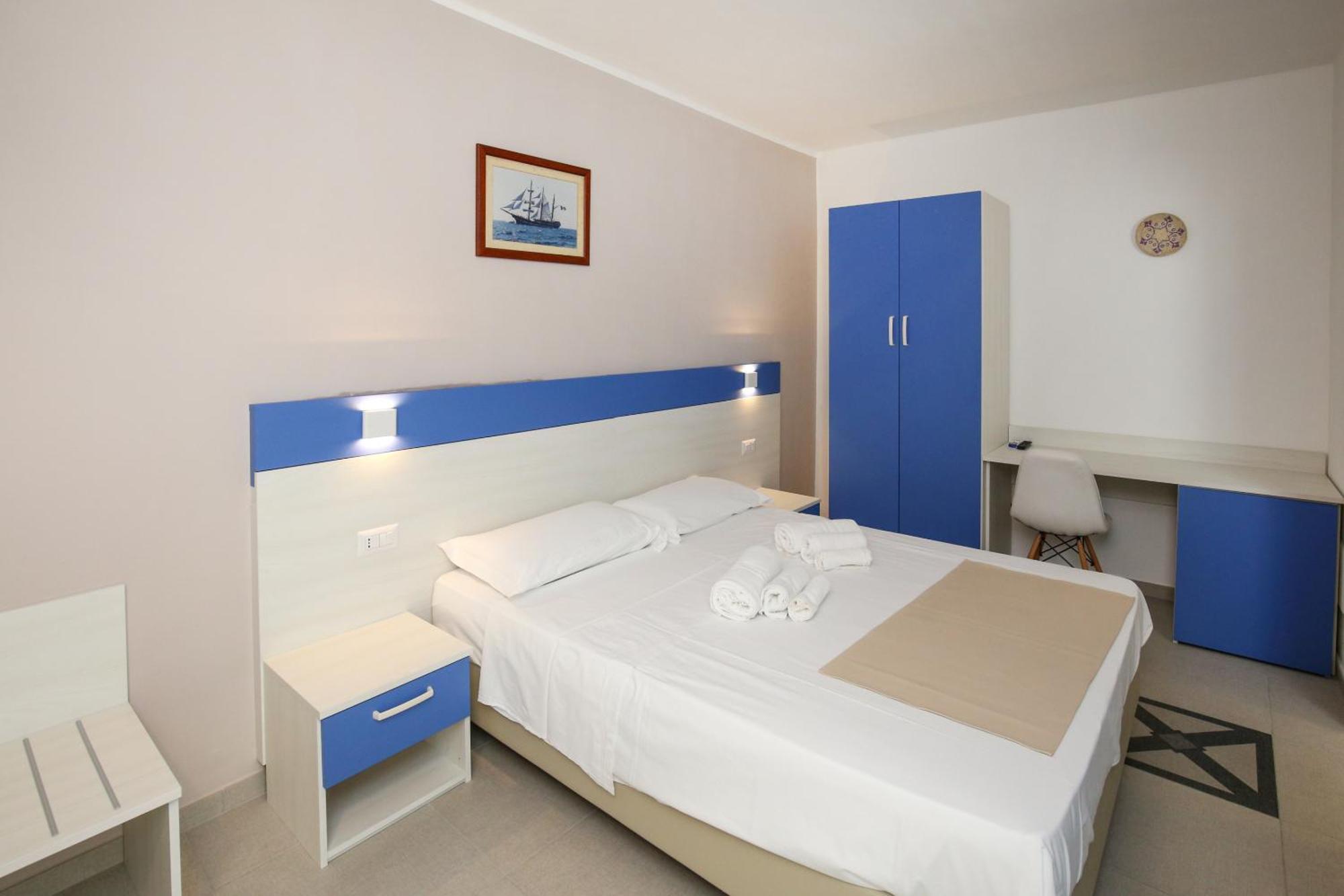 The Square Castelsardo Hotel Exterior foto